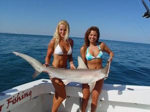 600_beautiful-fishing-women-pictures1